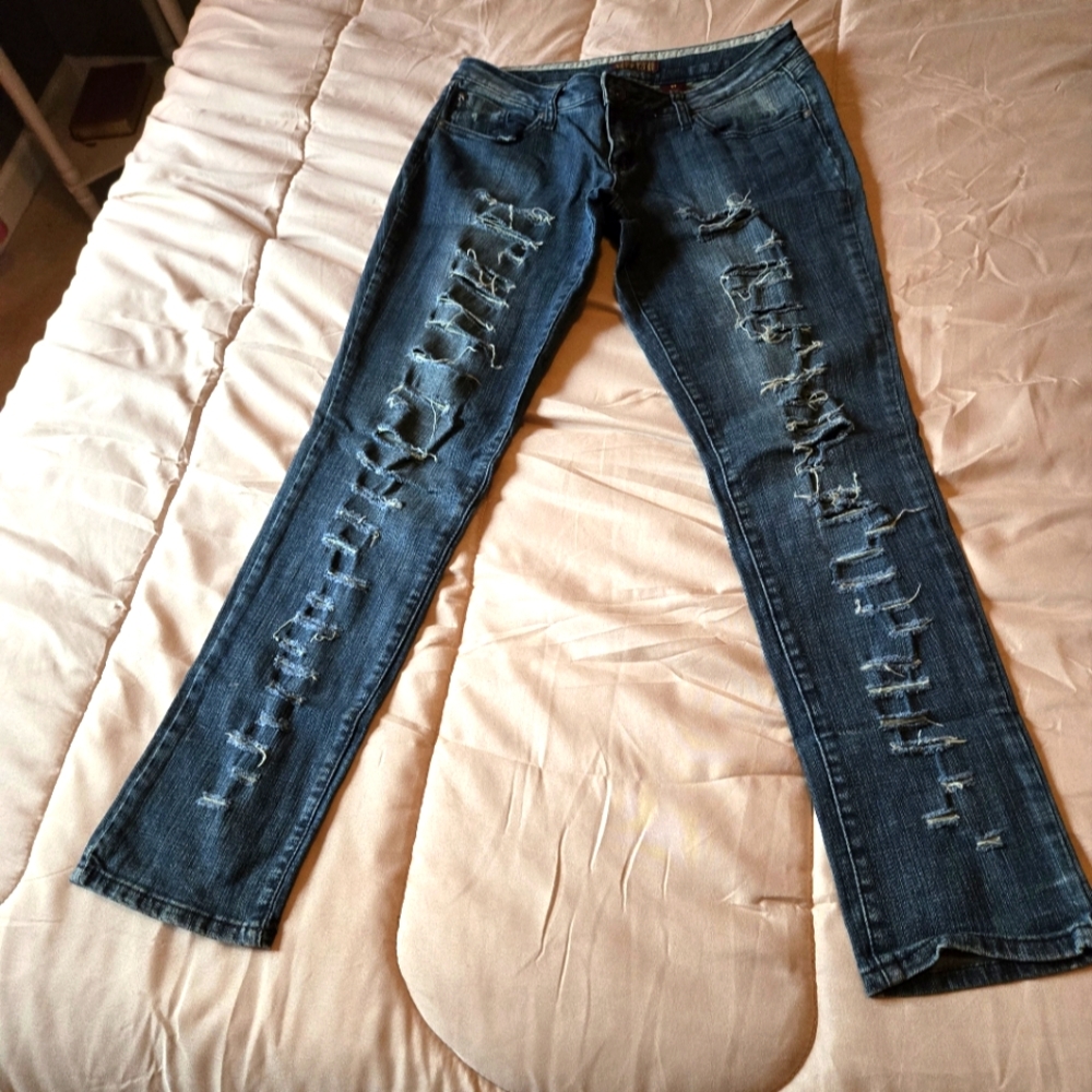Women's Distressed Blue Jeans